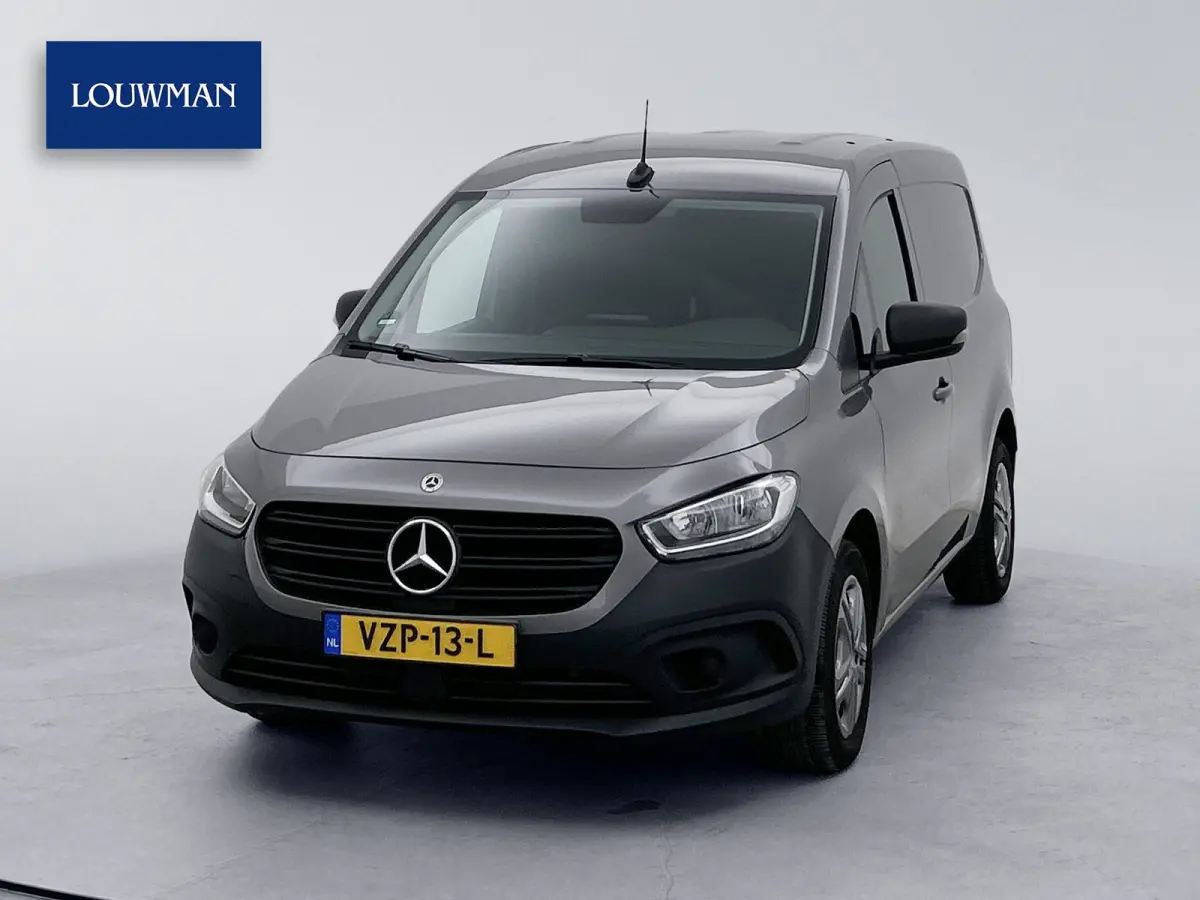 110 CDI L1 Pro Navigatie Camera Trekhaak Cruise control