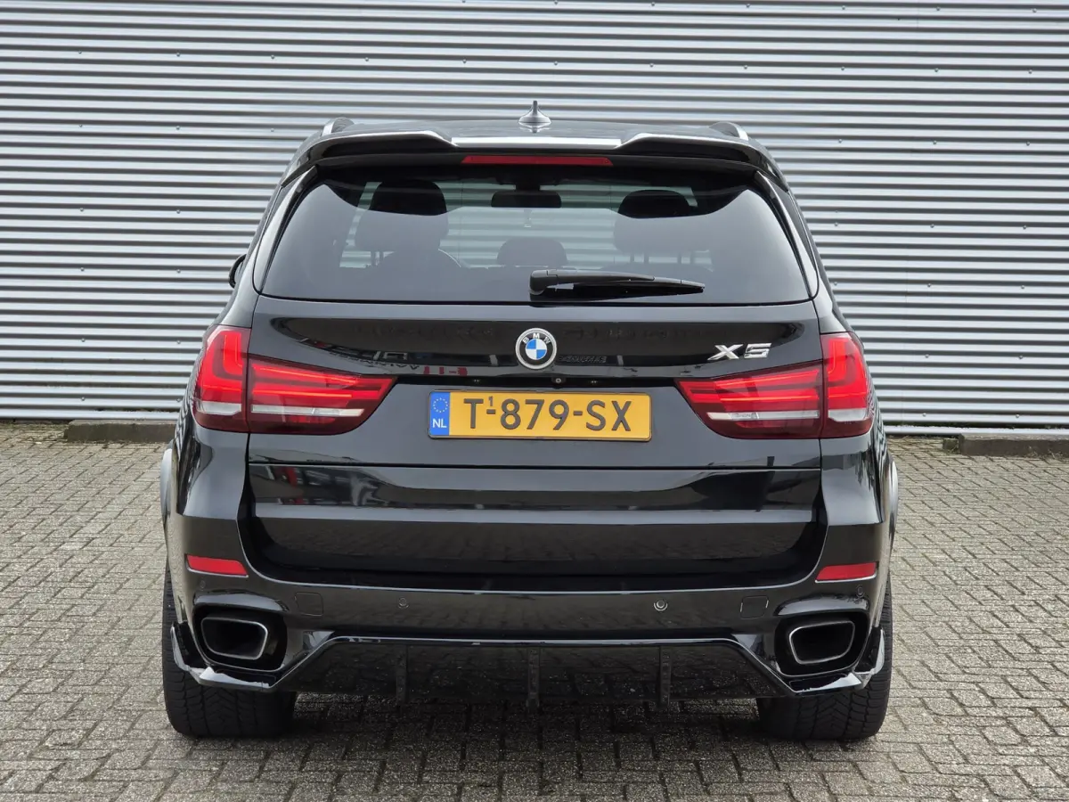 XDrive35i High Executive M-Sport Headup Pano Camera