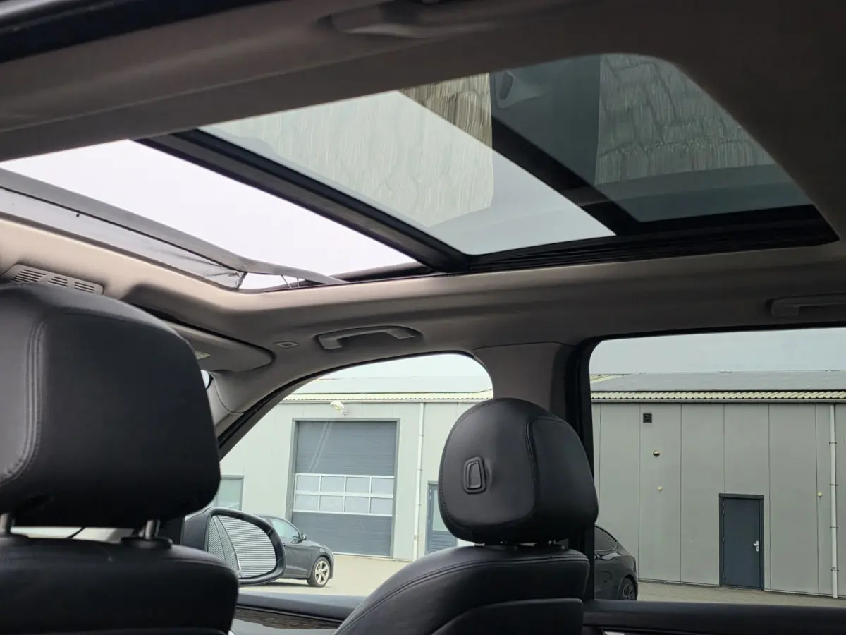 XDrive35i High Executive M-Sport Headup Pano Camera