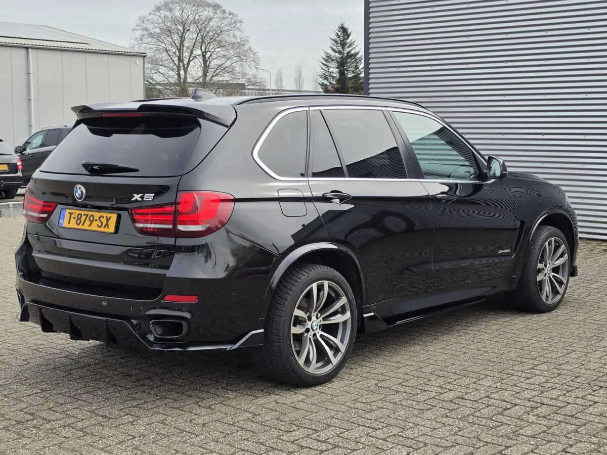 XDrive35i High Executive M-Sport Headup Pano Camera