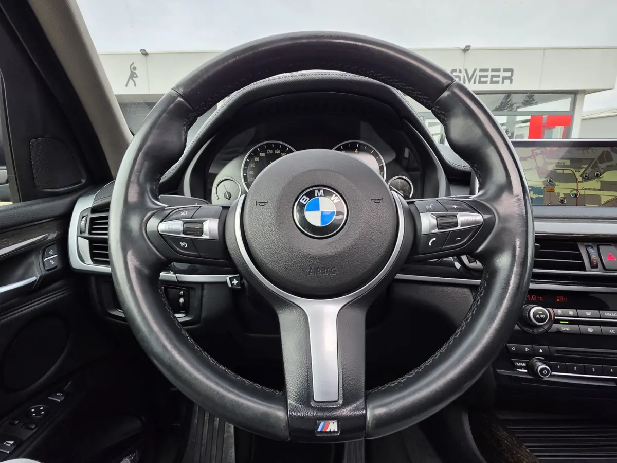 XDrive35i High Executive M-Sport Headup Pano Camera
