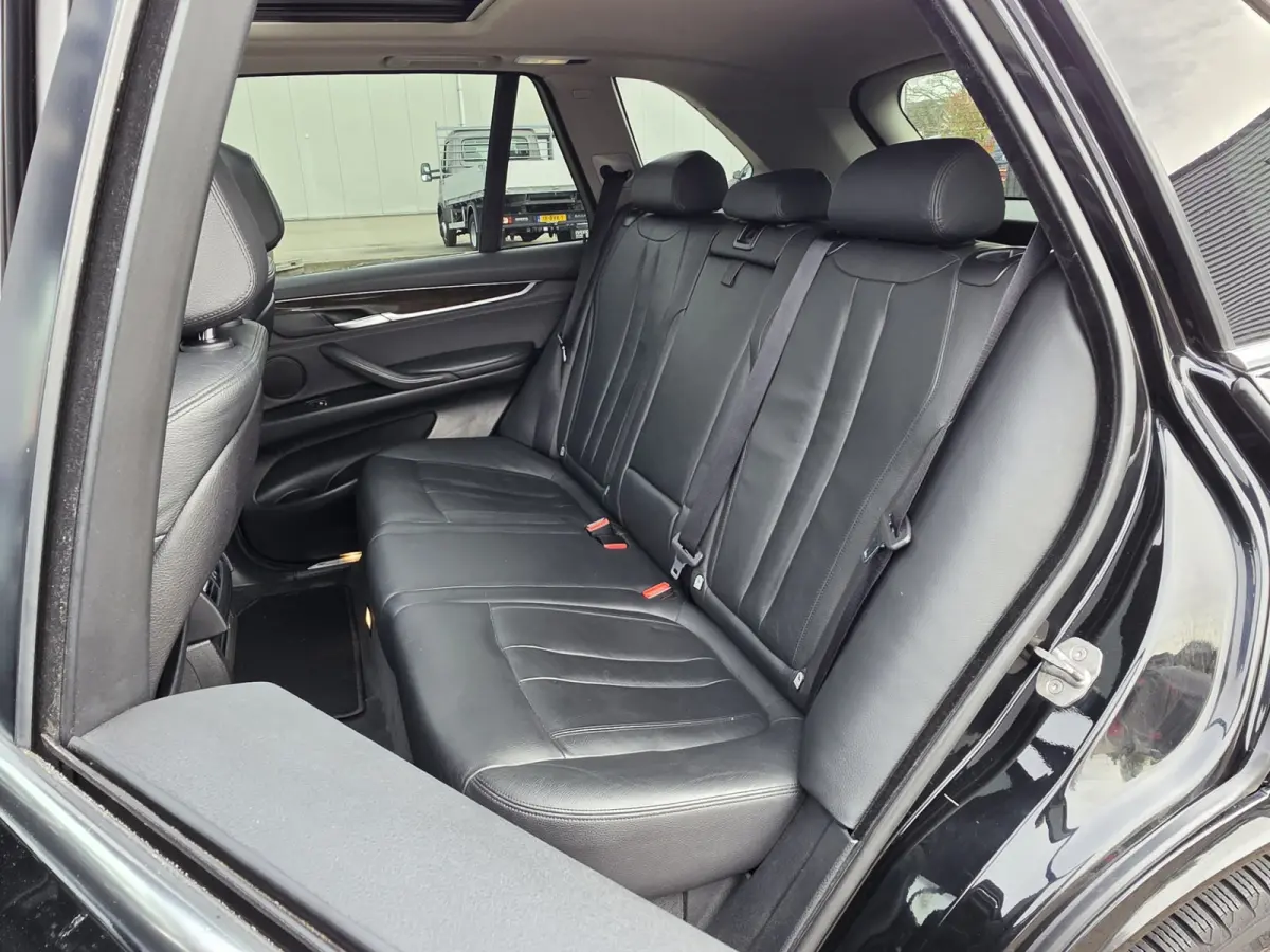 XDrive35i High Executive M-Sport Headup Pano Camera