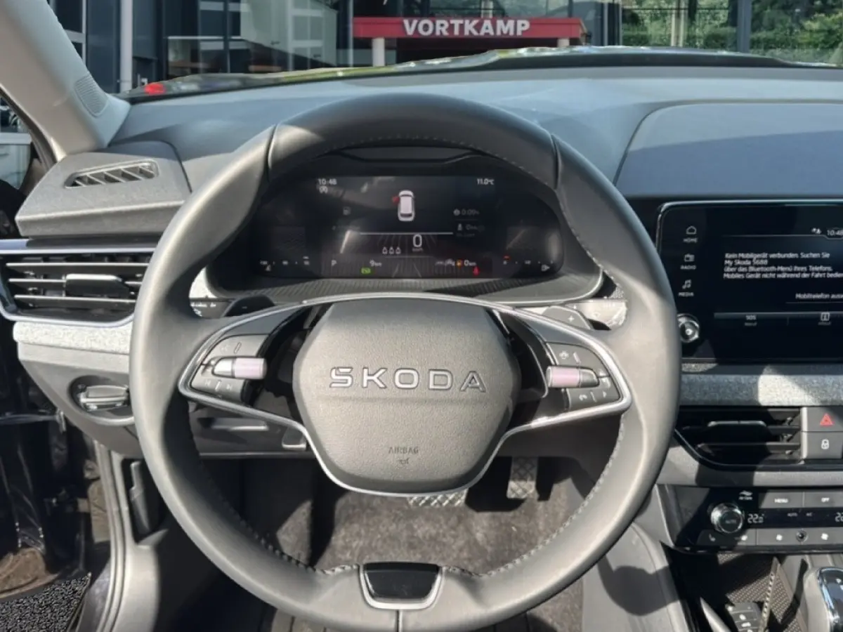 1.0 TSI SELECTION TREKHAAK/CRUISE/STOELVERW/CARPLAY