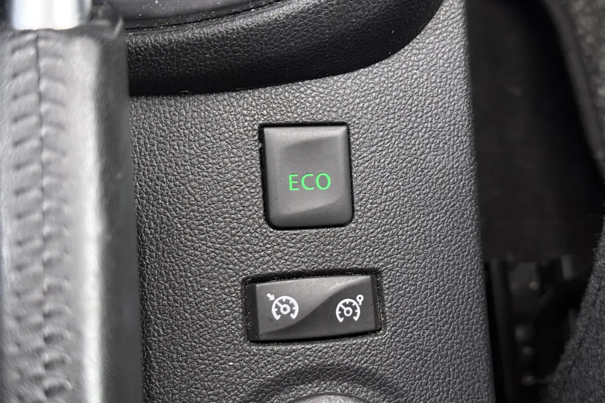 0.9 90 PK TCe Intens Camera Dodehoek Navi LED-Pure 17'LMV