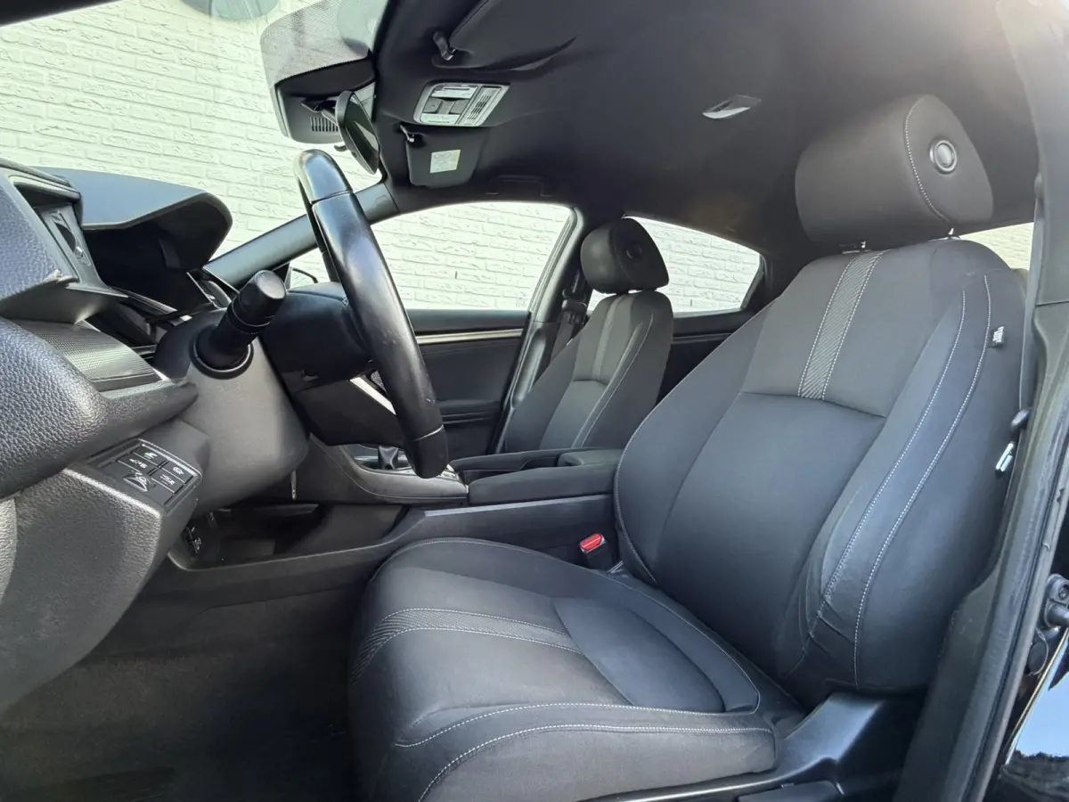 1.0 i-VTEC PDC+Camera Clima Navigatie Stoelverwarming Adapt cruise Lane assist Dab+