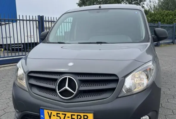 108 CDI start/stop dolfijn grijs schuifdeur zeer nette bus