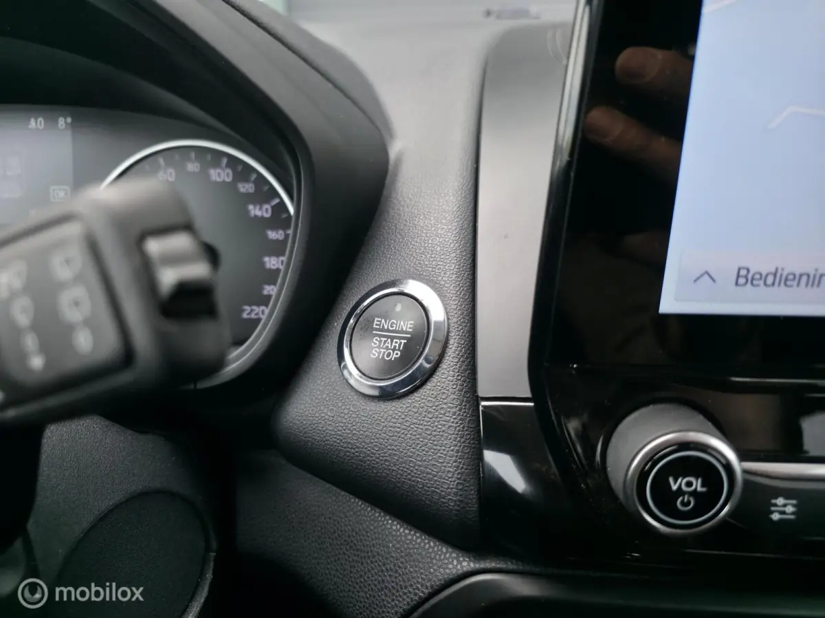 1.0 EcoBoost ST-Line / B&O / Navi / Carplay