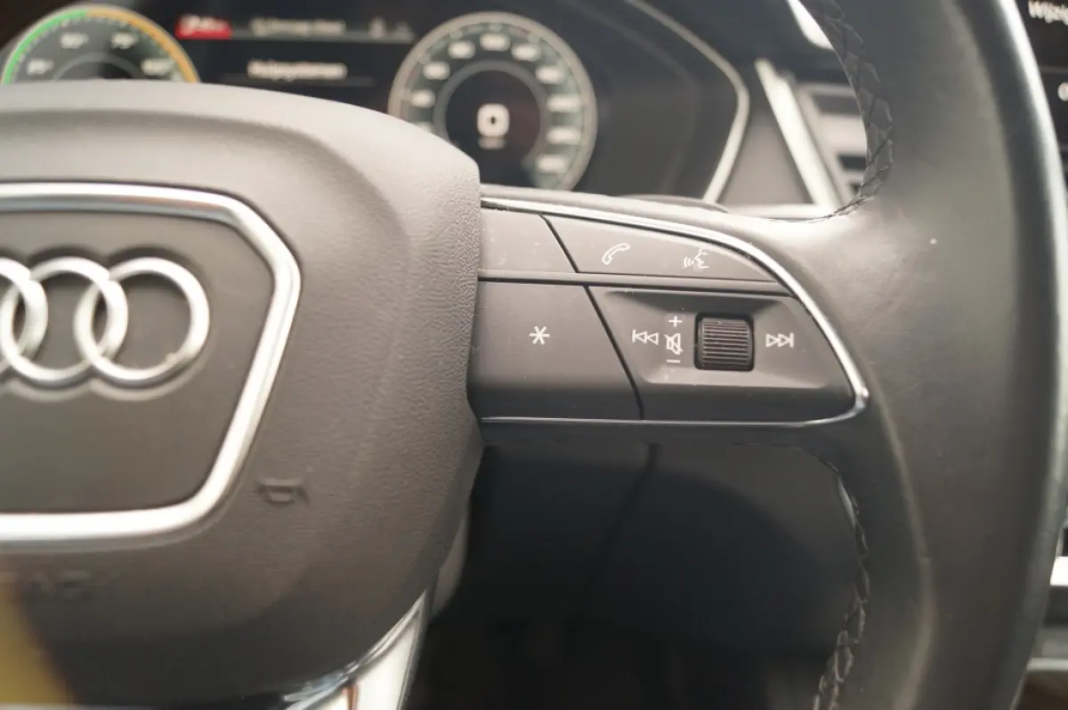 50 TFSIe PHEV Advanced Edition -NAVI-TREKHAAK-ECC-