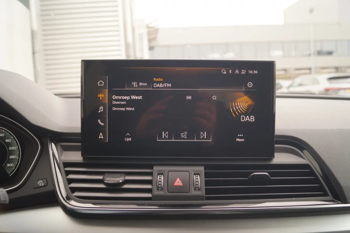 50 TFSIe PHEV Advanced Edition -NAVI-TREKHAAK-ECC-