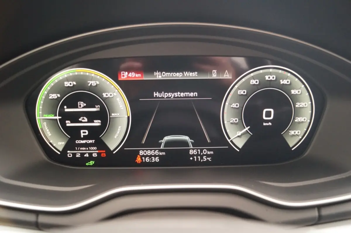 50 TFSIe PHEV Advanced Edition -NAVI-TREKHAAK-ECC-