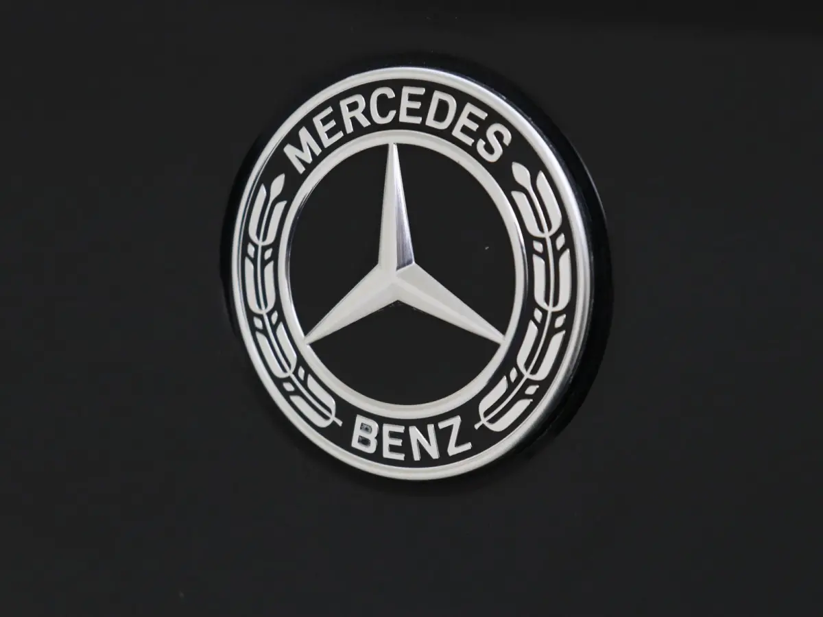 400e 4MATIC AMG Line / Panoramadak/ DISTRONIC/ Head Up/ El. Trekhaak/ 20 inch/ Night