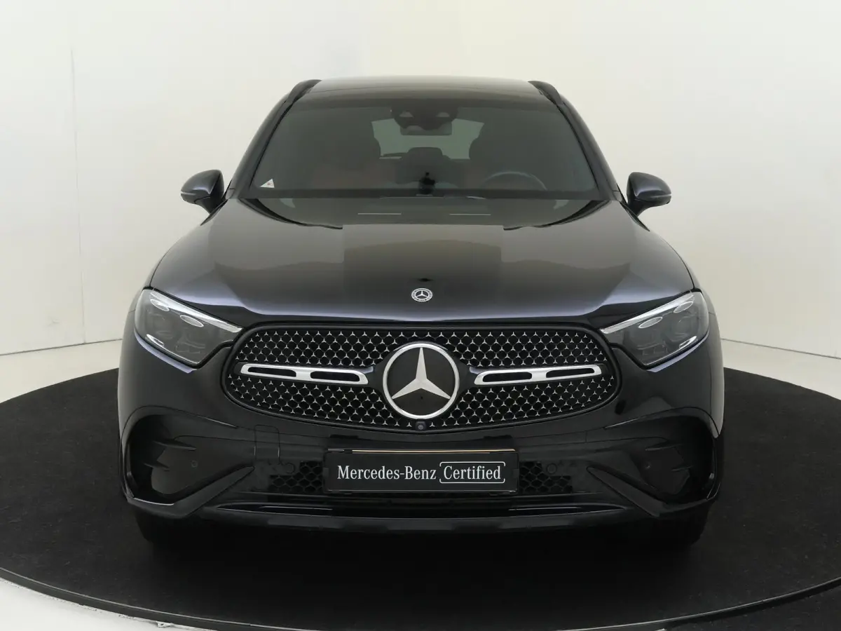 400e 4MATIC AMG Line / Panoramadak/ DISTRONIC/ Head Up/ El. Trekhaak/ 20 inch/ Night