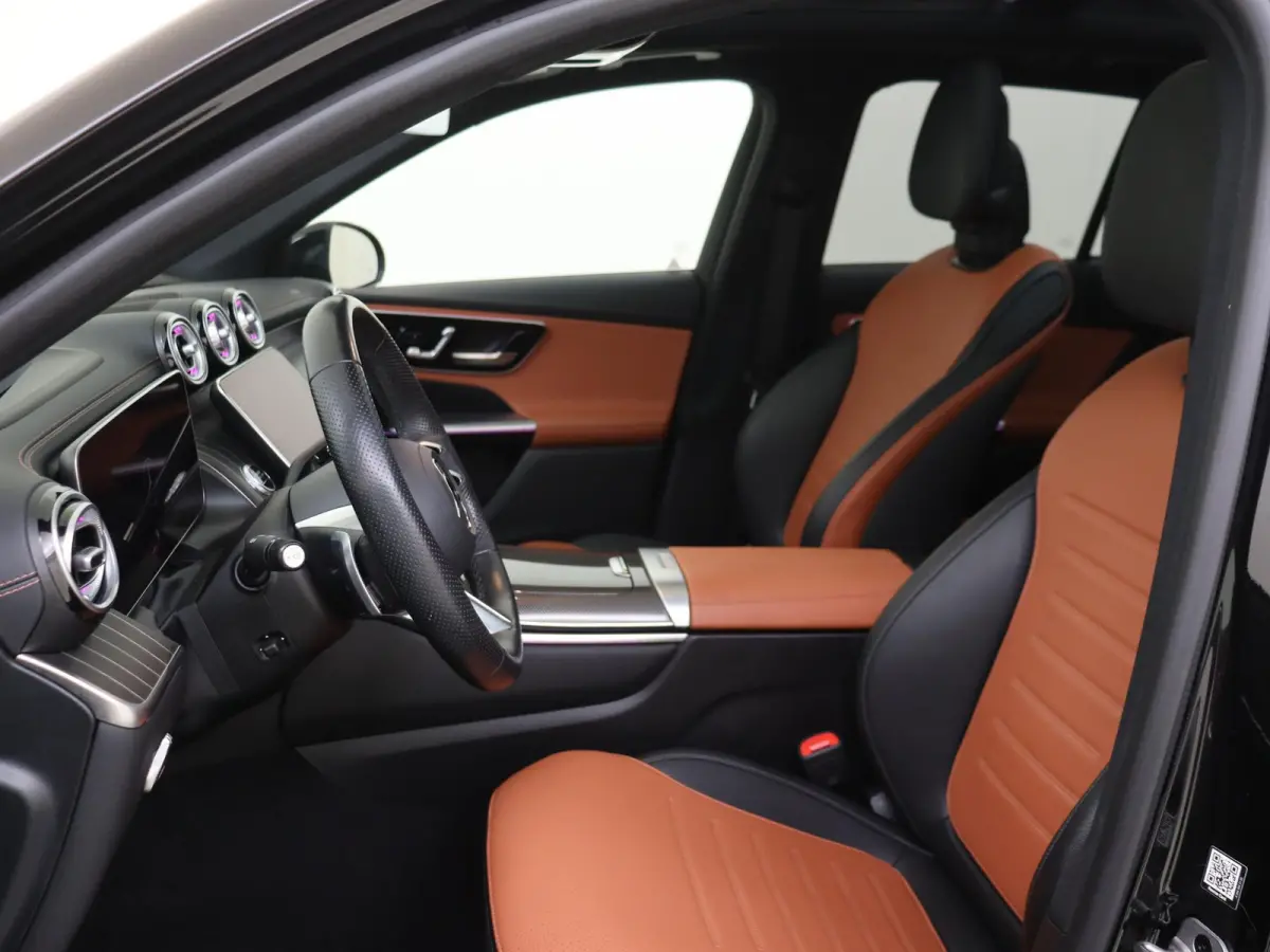 400e 4MATIC AMG Line / Panoramadak/ DISTRONIC/ Head Up/ El. Trekhaak/ 20 inch/ Night