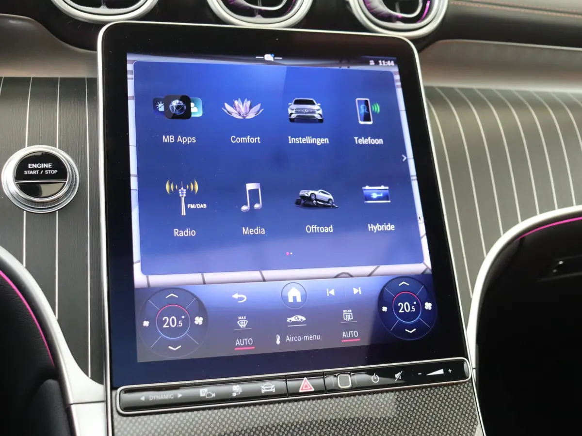 400e 4MATIC AMG Line / Panoramadak/ DISTRONIC/ Head Up/ El. Trekhaak/ 20 inch/ Night