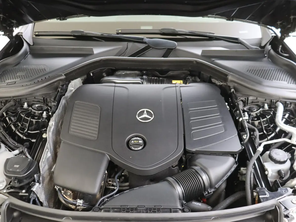 400e 4MATIC AMG Line / Panoramadak/ DISTRONIC/ Head Up/ El. Trekhaak/ 20 inch/ Night