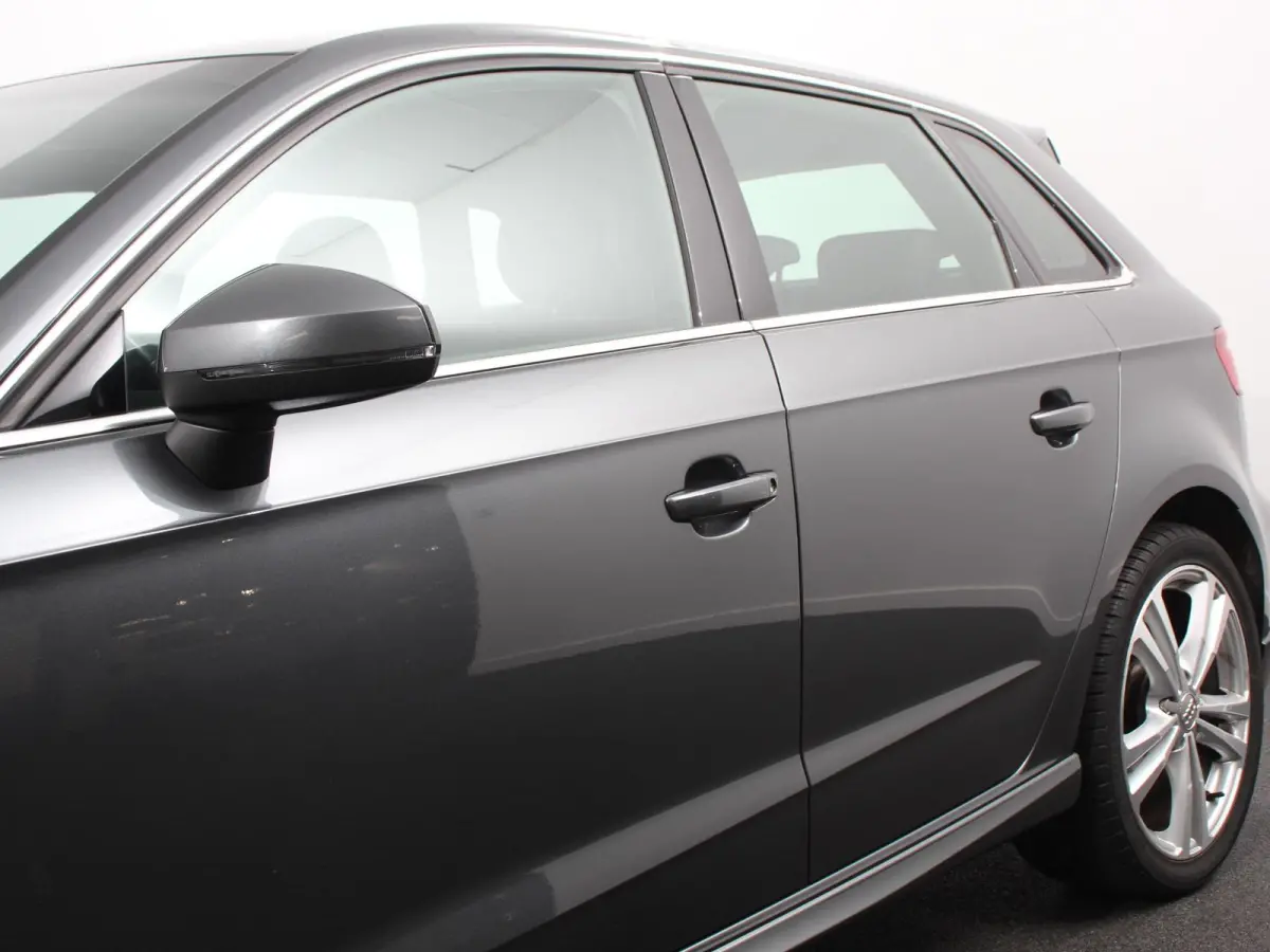 1.5 TFSI CNG Automaat S-Line Navigatie Parkeersensoren achter Cruise Control Stoelverwarming 18"Lichtmetalen velgen Ledverlichting Climate Control