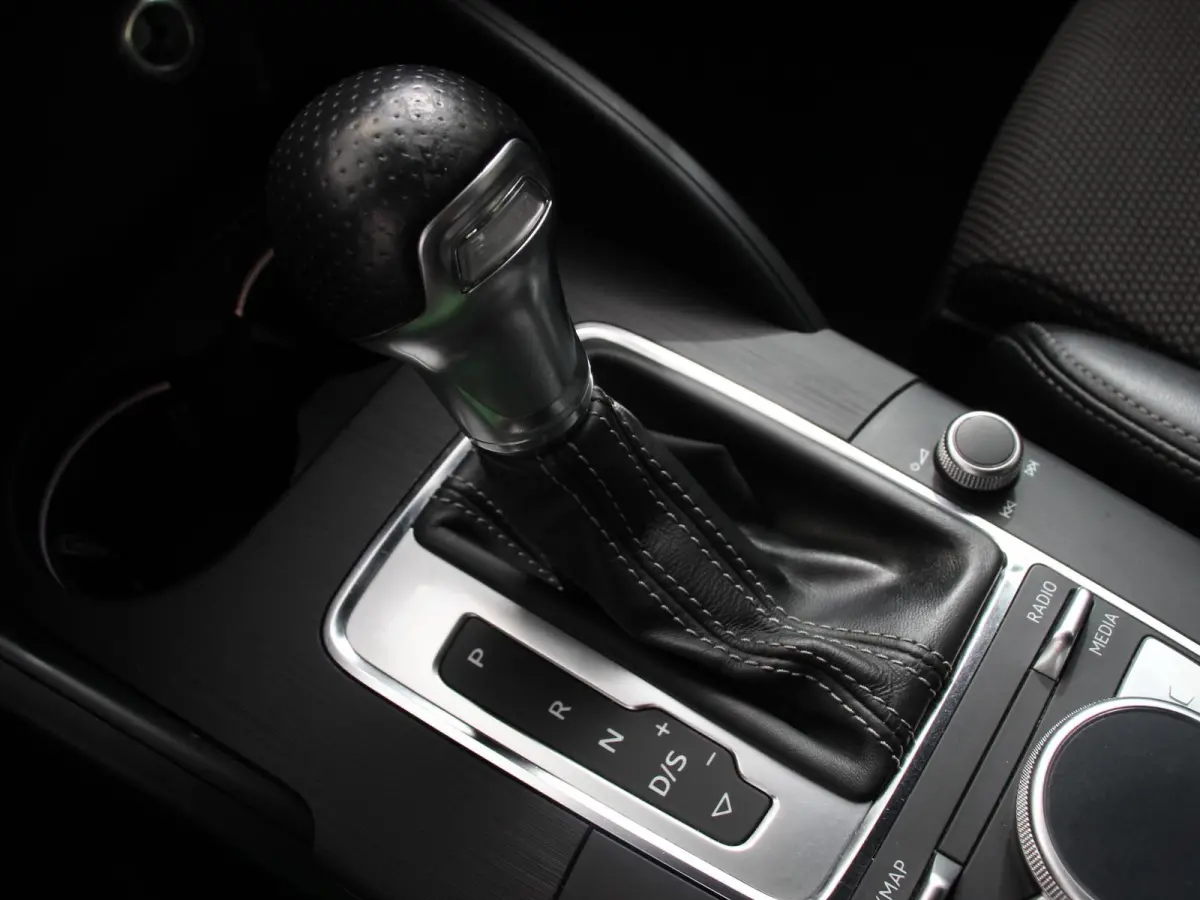 1.5 TFSI CNG Automaat S-Line Navigatie Parkeersensoren achter Cruise Control Stoelverwarming 18"Lichtmetalen velgen Ledverlichting Climate Control