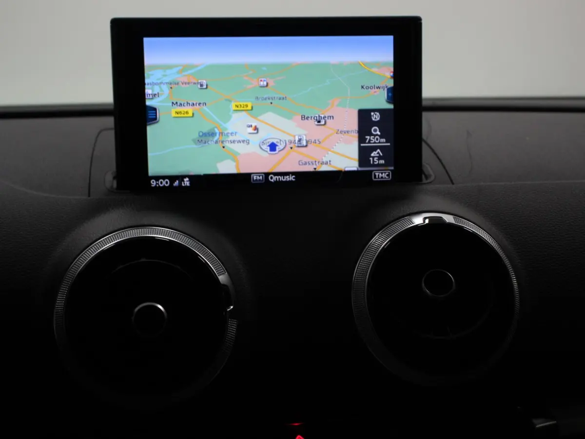 1.5 TFSI CNG Automaat S-Line Navigatie Parkeersensoren achter Cruise Control Stoelverwarming 18"Lichtmetalen velgen Ledverlichting Climate Control