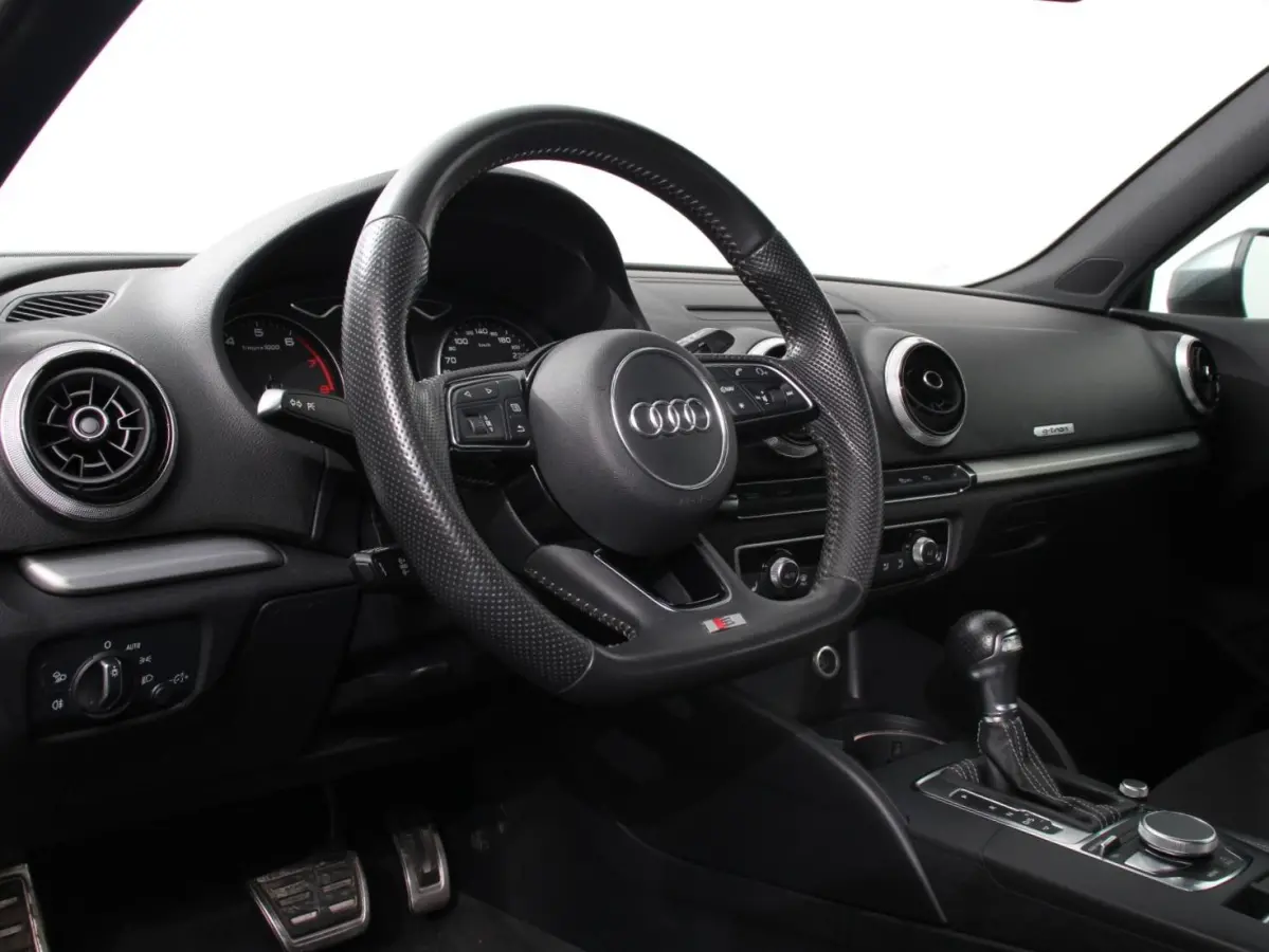 1.5 TFSI CNG Automaat S-Line Navigatie Parkeersensoren achter Cruise Control Stoelverwarming 18"Lichtmetalen velgen Ledverlichting Climate Control