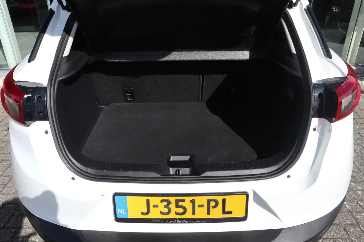 2.0 SkyActiv-G 121 Sportive Clima / Navi / Cruise / Apple-Android / LM-Velgen