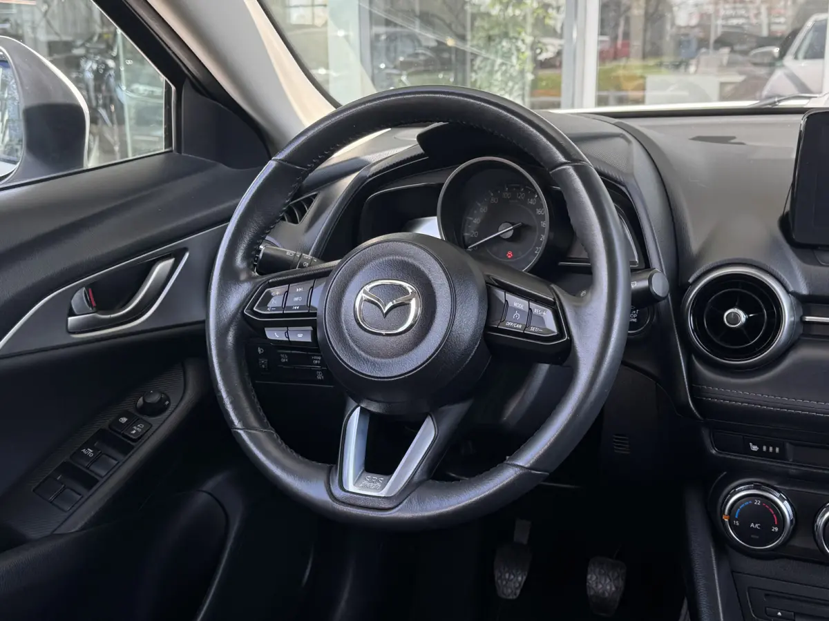 2.0 SkyActiv-G 121 Sportive Clima / Navi / Cruise / Apple-Android / LM-Velgen