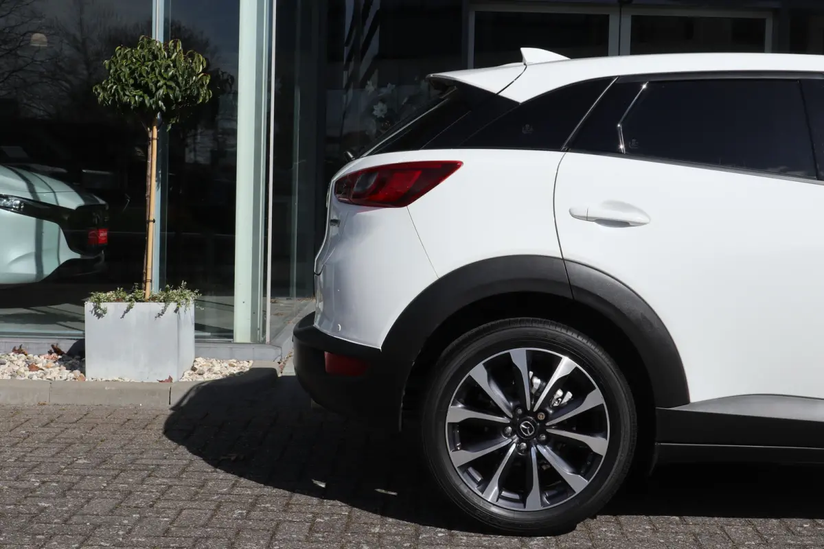 2.0 SkyActiv-G 121 Sportive Clima / Navi / Cruise / Apple-Android / LM-Velgen