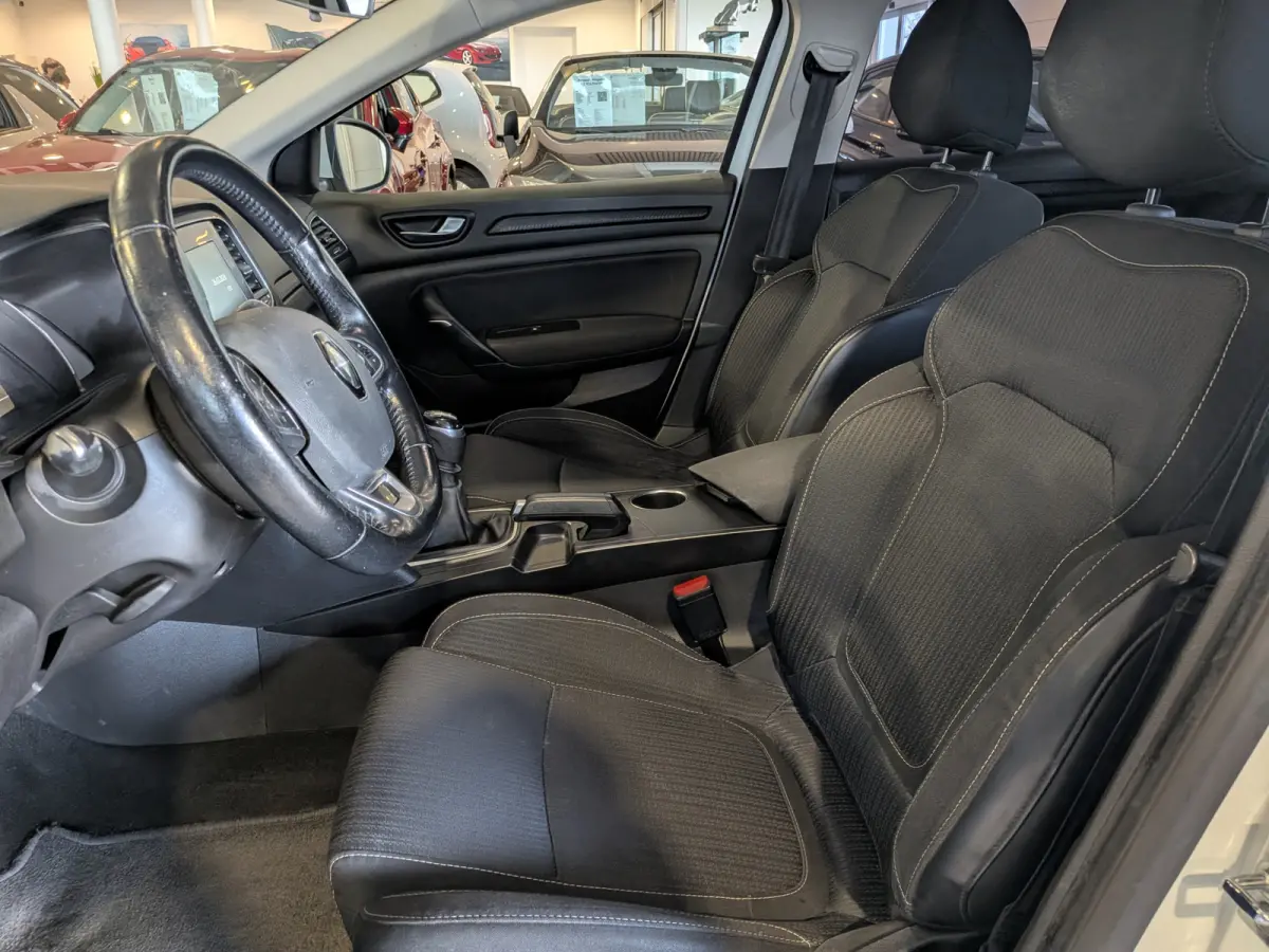 1.2 TCe Zen Airco, Cruise Control, Trekhaak, Stuurbekrachtiging