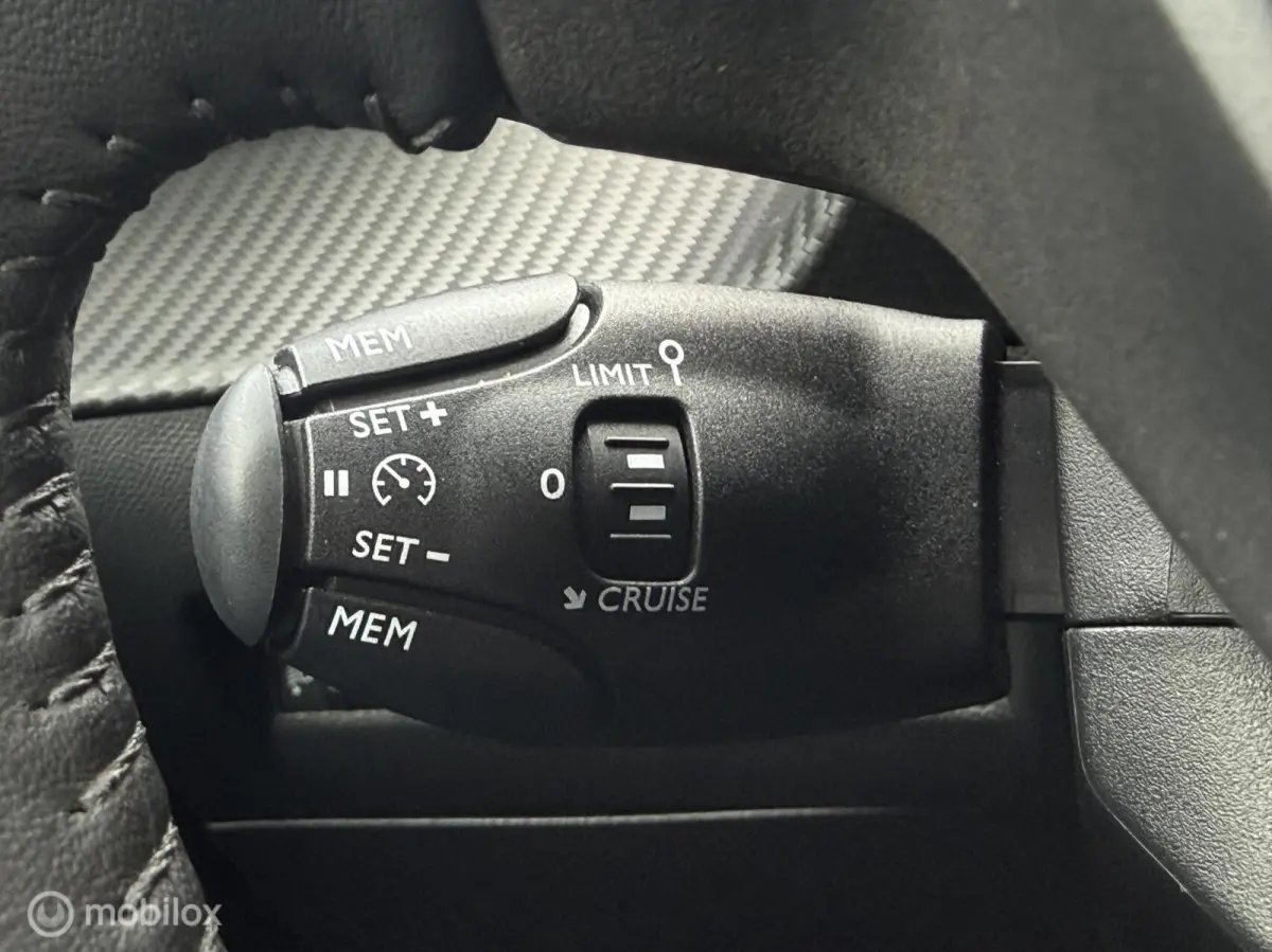 1.2 PureTech Allure | Led | Leer | Groot scherm