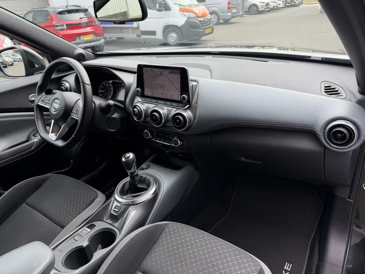115pk Enigma (Camera - Stoel-/- voorruitverwarming - LED - Keyless Entry - 19"- Automatische Airco - Navigatie)