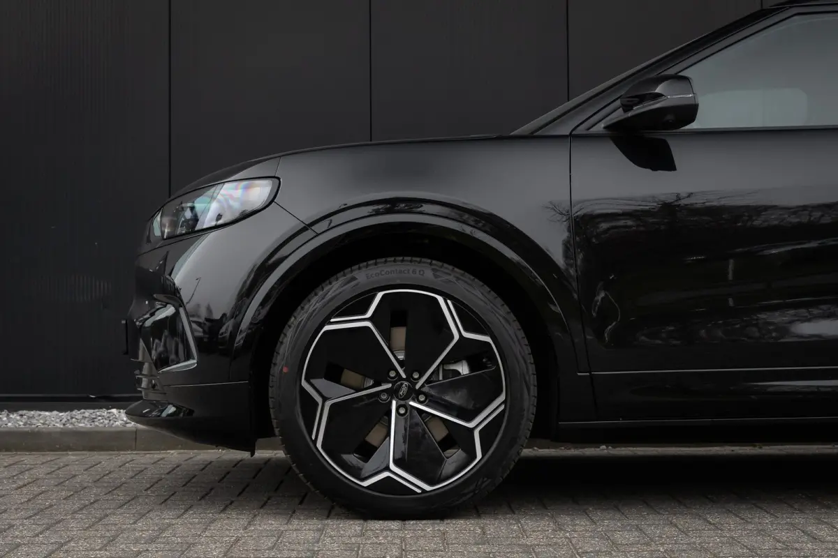 Premium Extended Range RWD 79 kWh | Wamrtepomp | Trekhaak | AGR-stoelen | Panoramadak | Head-up | 21 inch