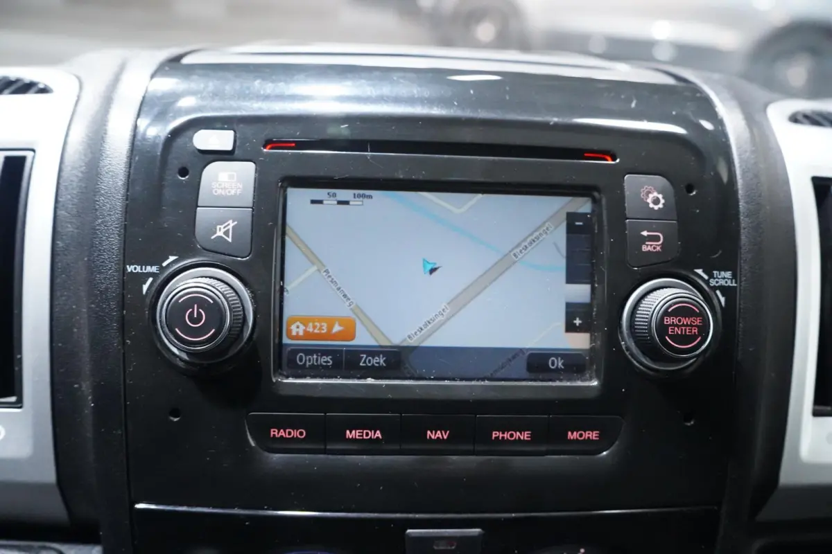 2.3 Mjet 130 pk L4H2 Navi, Cruise control Laadruimte Pakket, PDC achter, APK 12-2026, 3-Zits