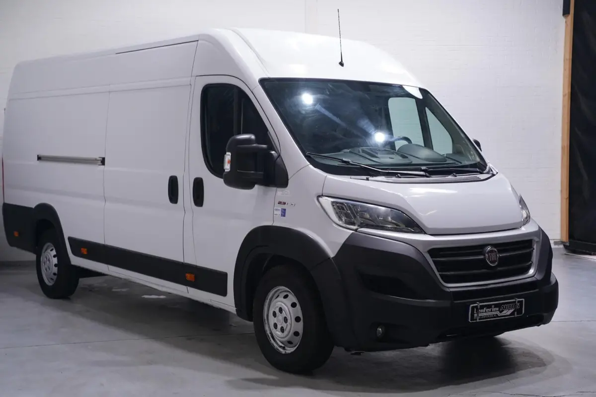 2.3 Mjet 130 pk L4H2 Navi, Cruise control Laadruimte Pakket, PDC achter, APK 12-2026, 3-Zits