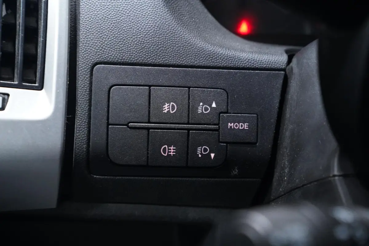 2.3 Mjet 130 pk L4H2 Navi, Cruise control Laadruimte Pakket, PDC achter, APK 12-2026, 3-Zits