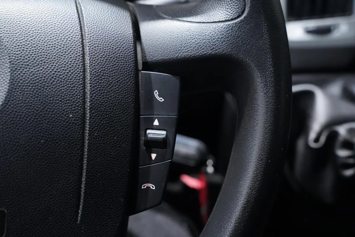 2.3 Mjet 130 pk L4H2 Navi, Cruise control Laadruimte Pakket, PDC achter, APK 12-2026, 3-Zits