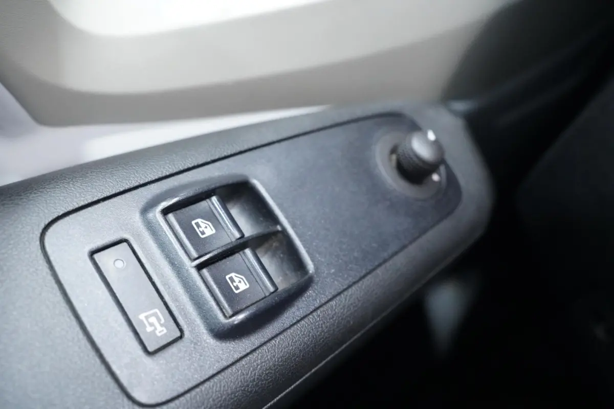 2.3 Mjet 130 pk L4H2 Navi, Cruise control Laadruimte Pakket, PDC achter, APK 12-2026, 3-Zits