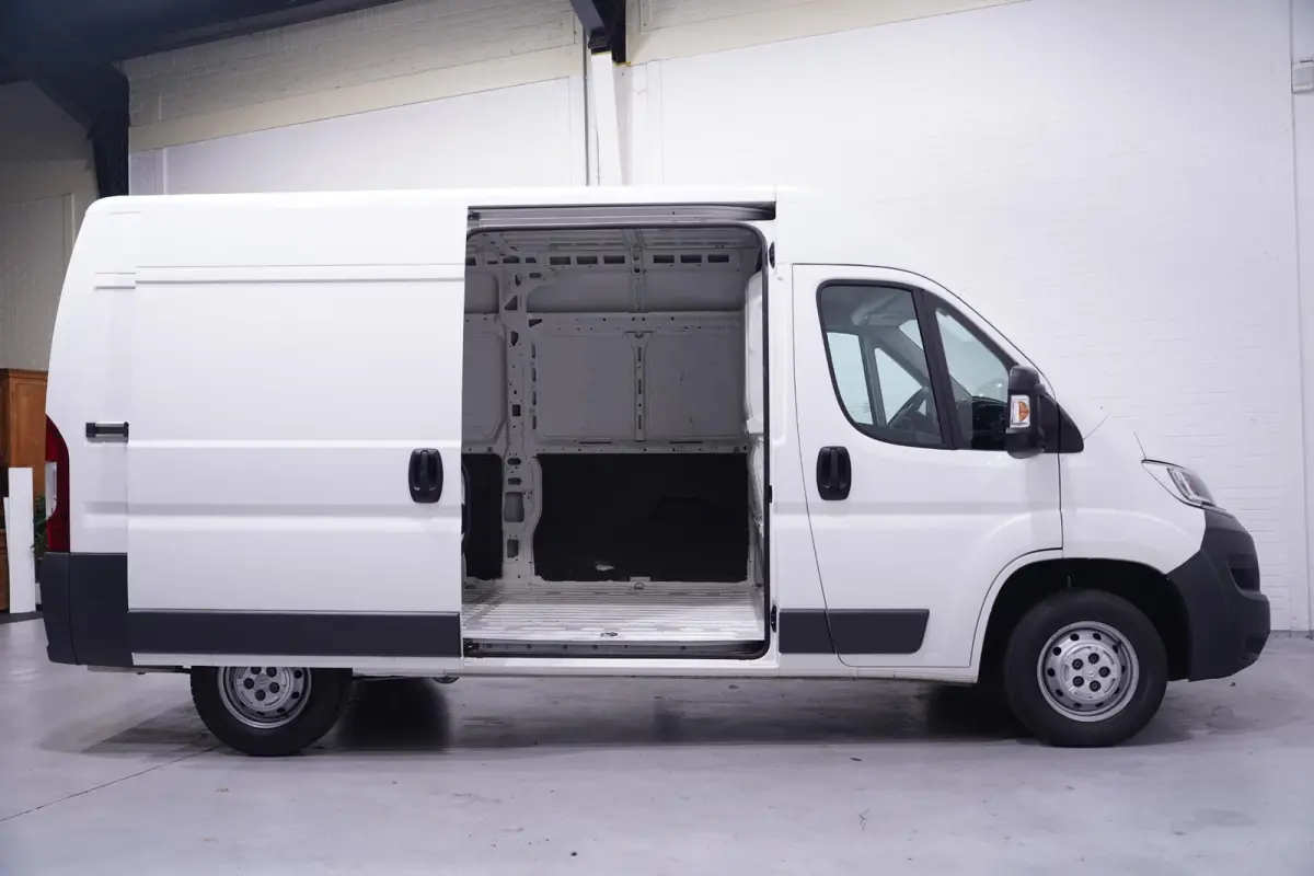 2.0 HDI 130 pk L2H2 Navi, Airco, Ideaal voor Camper Ombouw, PDC achter, 3-Zits