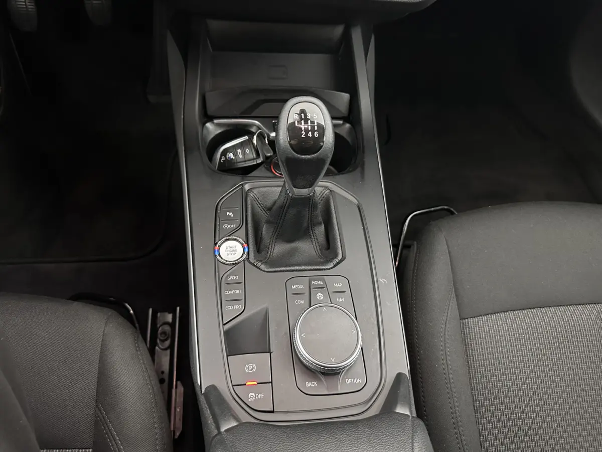 116D Executive Edition *DIGI-COCKPIT | FULL-LED | NAVI-FULLMAP | AMBIENTLIGHT | CRUISE | KEYLESS | PRIVACY-GLASS | ECC | PDC | 16"ALU*
