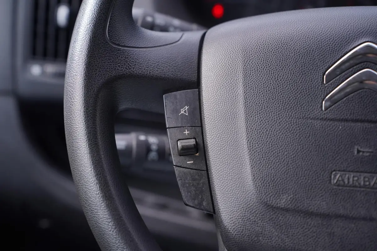2.0 BlueHDi 130 pk L2H2 Airco Cruise control, PDC achter, Slechts 83 dkm, 3-Zits