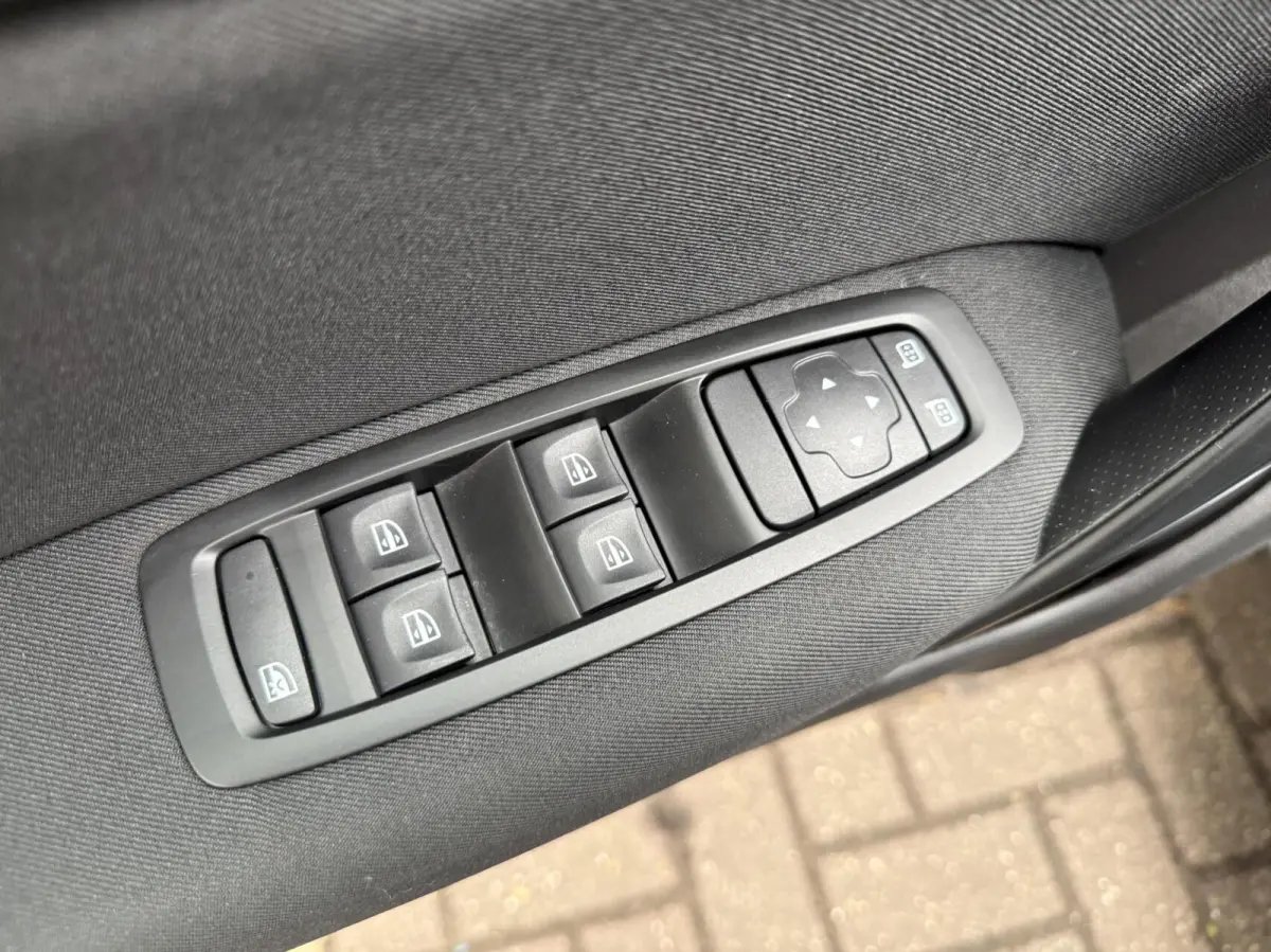 1.3 TCe Zen TH/CARPLAY *ALL-IN PRIJS*