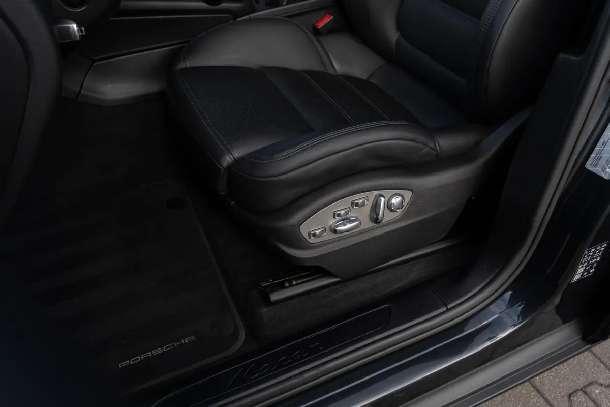 2.0 PDK Org.NL NAP|Facelift|Luchtvering|Panoramadak|Trekhaak|CarPlay|SportDesignDealer Onderhouden
