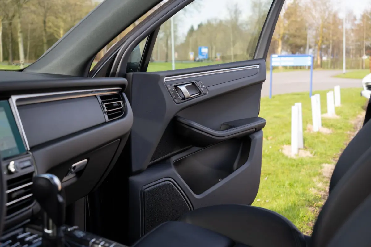 2.0 PDK Org.NL NAP|Facelift|Luchtvering|Panoramadak|Trekhaak|CarPlay|SportDesignDealer Onderhouden