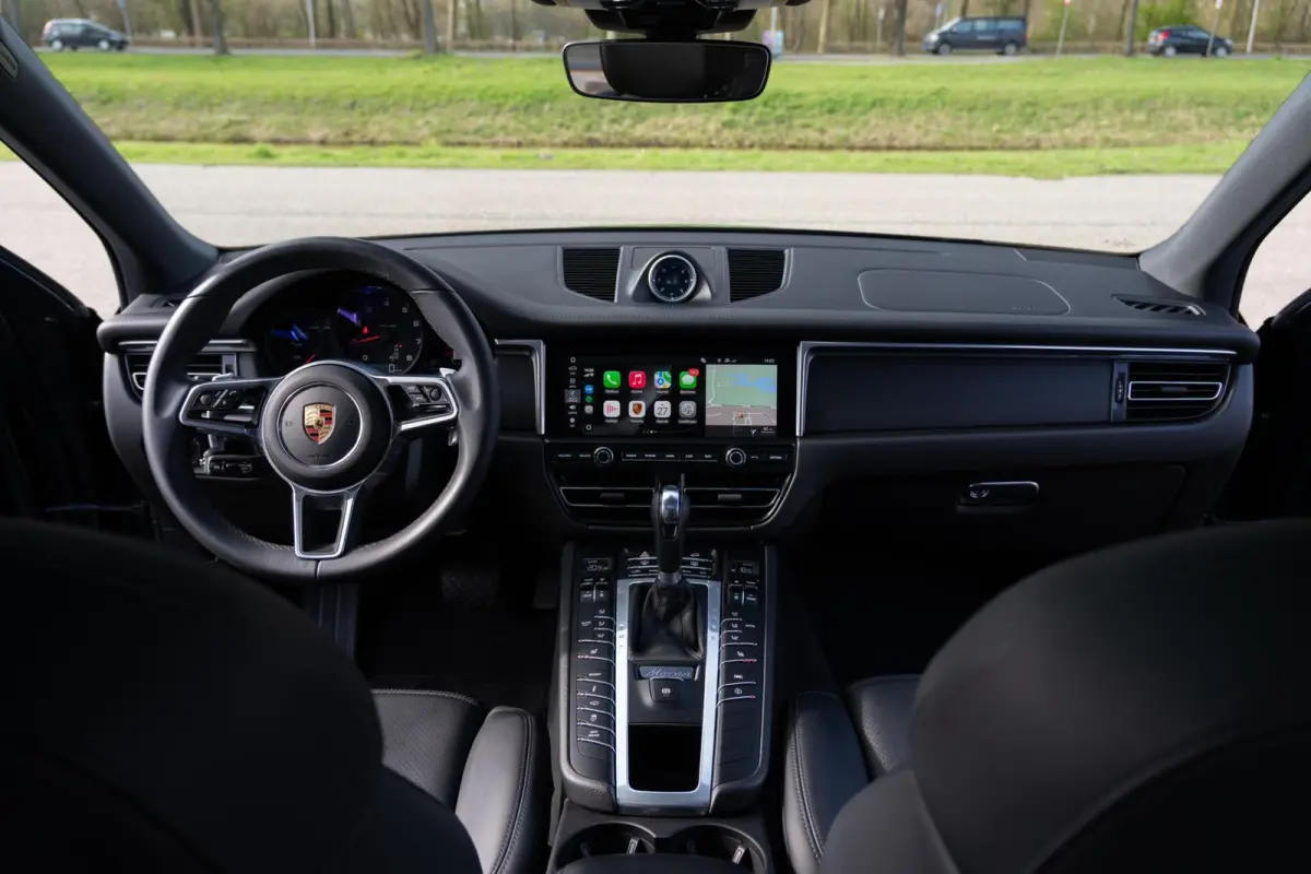 2.0 PDK Org.NL NAP|Facelift|Luchtvering|Panoramadak|Trekhaak|CarPlay|SportDesignDealer Onderhouden