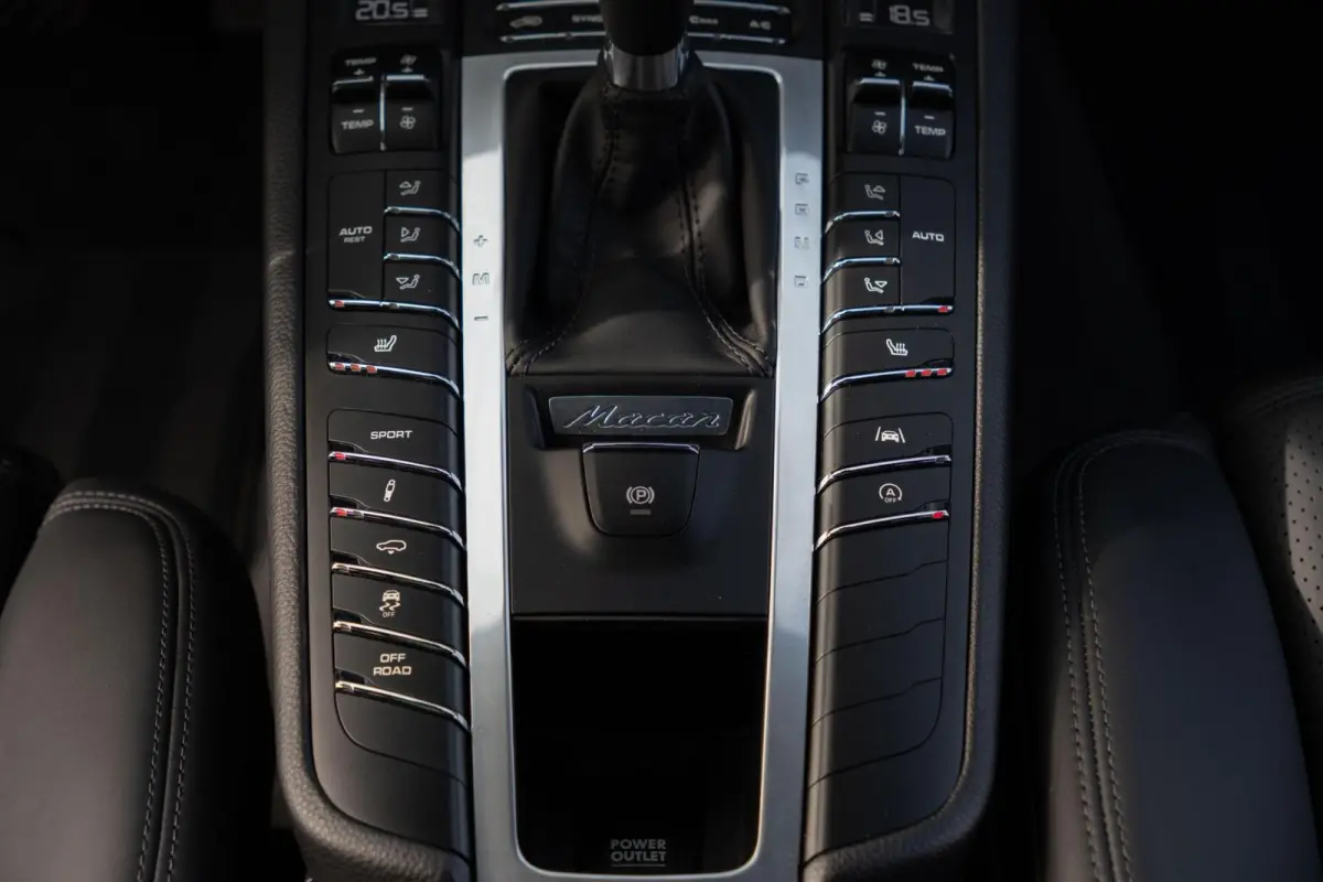 2.0 PDK Org.NL NAP|Facelift|Luchtvering|Panoramadak|Trekhaak|CarPlay|SportDesignDealer Onderhouden