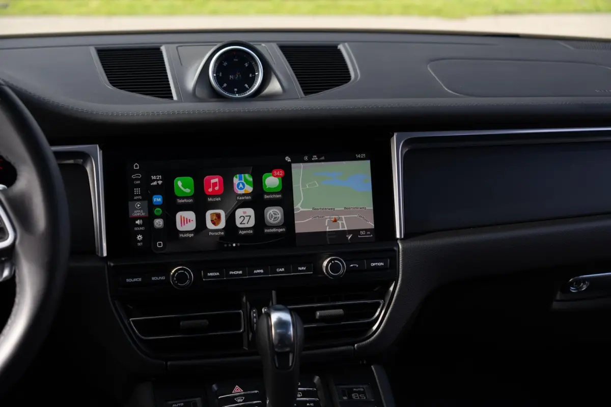 2.0 PDK Org.NL NAP|Facelift|Luchtvering|Panoramadak|Trekhaak|CarPlay|SportDesignDealer Onderhouden