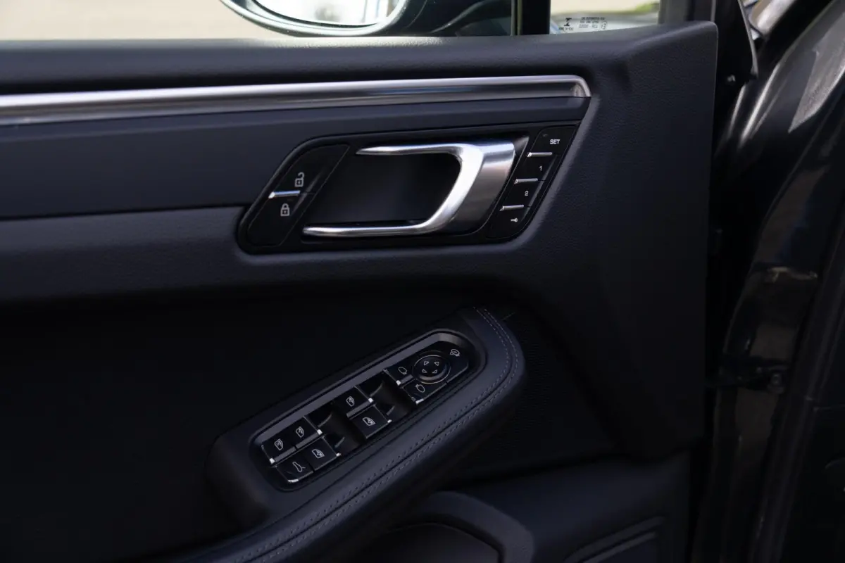 2.0 PDK Org.NL NAP|Facelift|Luchtvering|Panoramadak|Trekhaak|CarPlay|SportDesignDealer Onderhouden