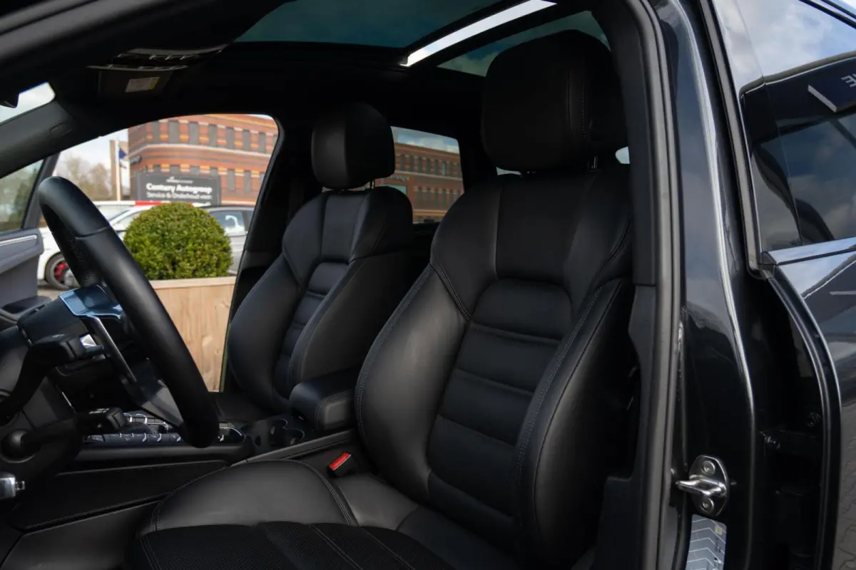 2.0 PDK Org.NL NAP|Facelift|Luchtvering|Panoramadak|Trekhaak|CarPlay|SportDesignDealer Onderhouden