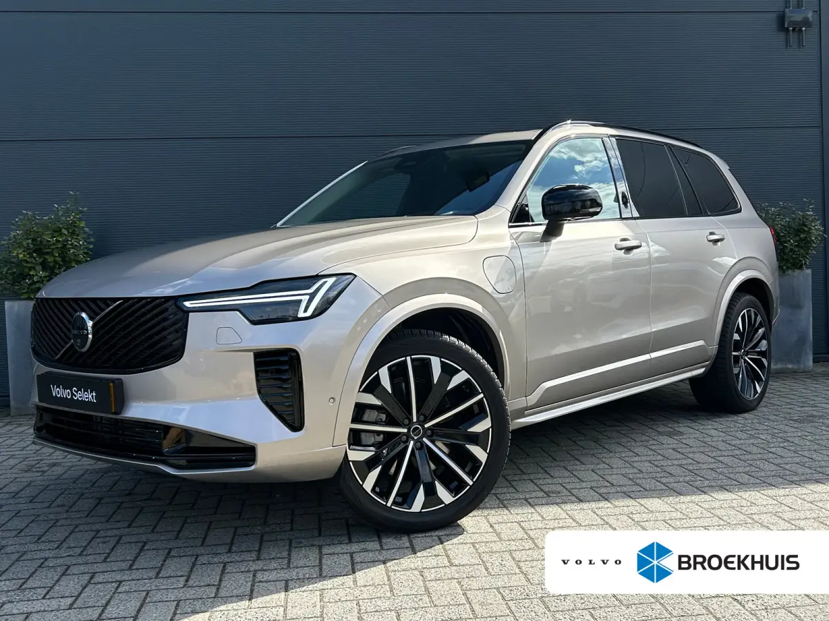 2.0 T8 Plug-in hybrid AWD Ultra Dark | Bowers&Wilkins | Luchtvering | 360 camera | Trekhaak | HU-Display | Massage |