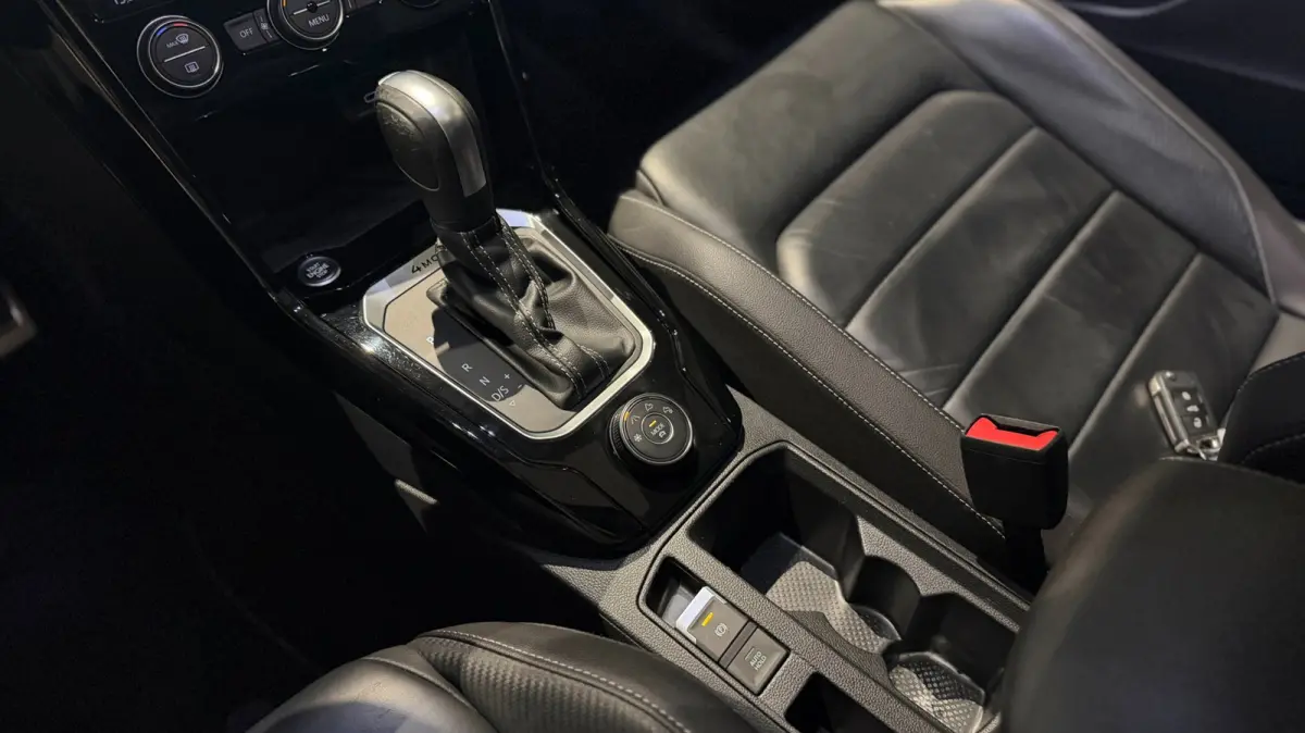 R 2.0 TSI 4Motion 300PK |Pano|Leder|Beats|Camera|