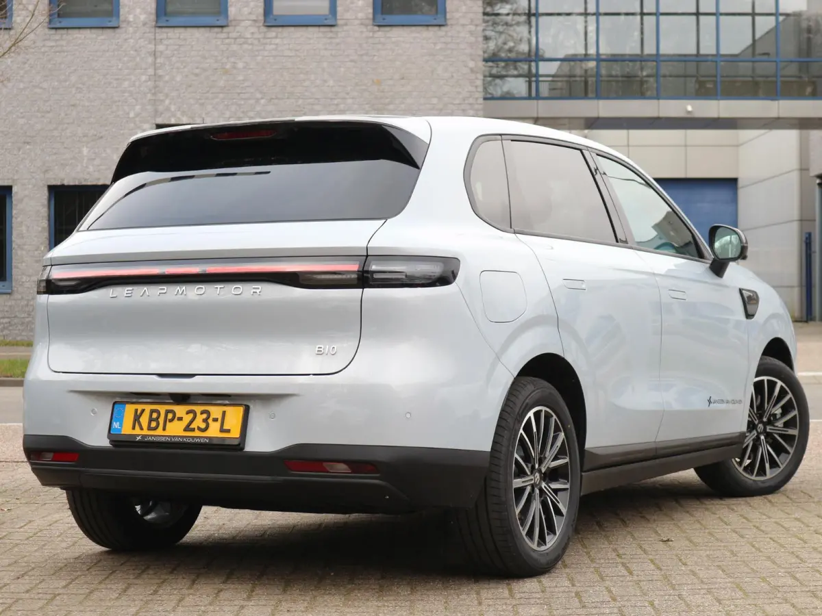Design ProMax 67.1 kWh / 360 Camera / Stuur en Stoelverwarming / Panoramadak