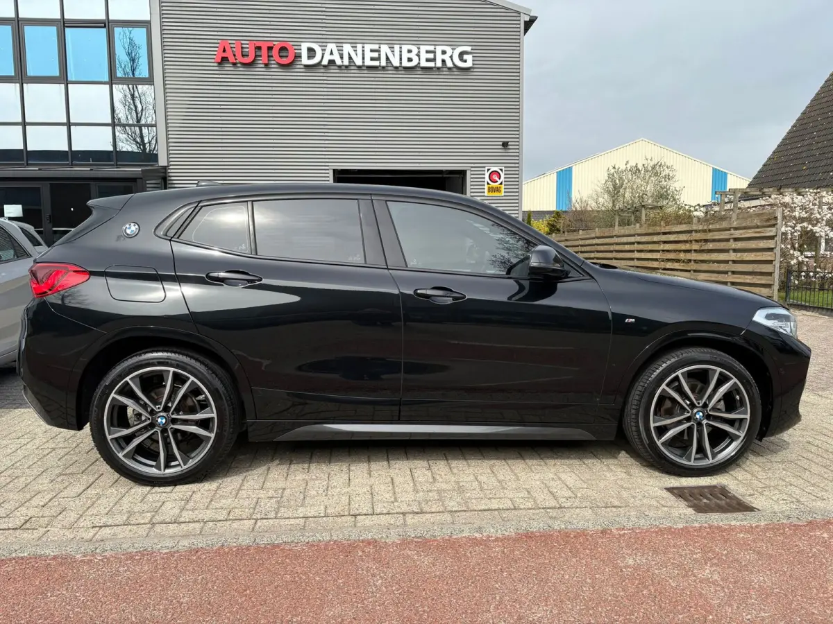 SDrive18i M-SPORT Edition BOM-VOL